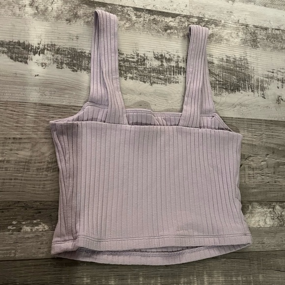 American Eagle Lavender Crop Top - Picture 3 of 3
